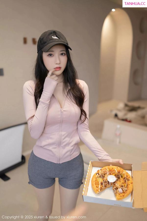 鱼子酱fish  [XiuRen]高清写真图 2025.07.11 No.10542 鱼子酱Fish 灰色内衣第29张图片